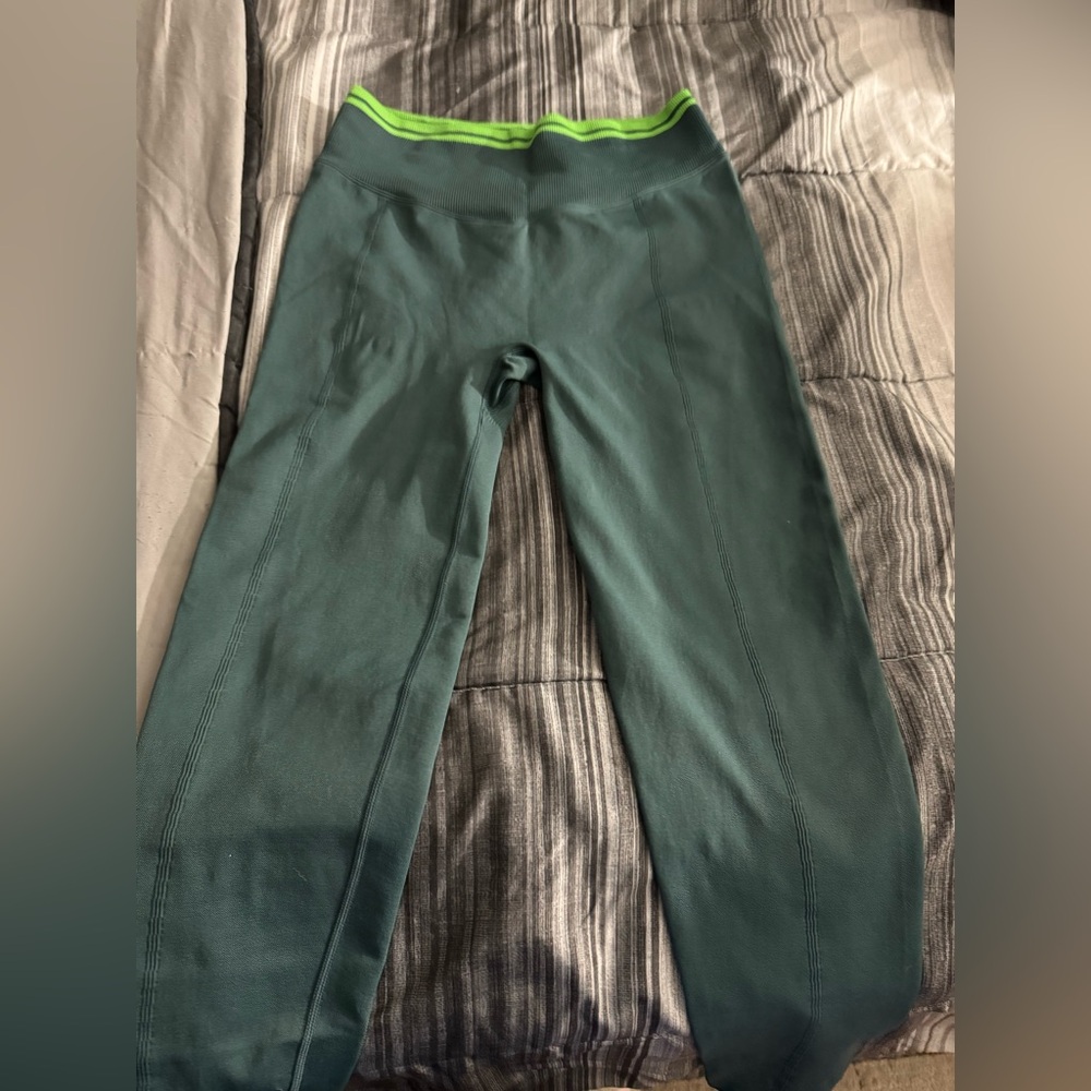PINK Victoria's Secret Dark Green woman’s Leggings